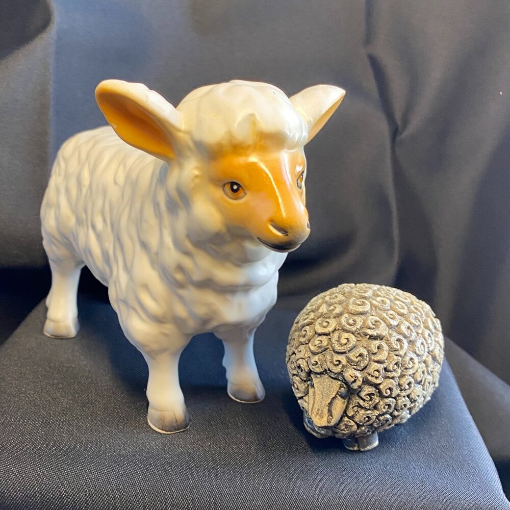 Handmade Vintage 1999 Artesania Rinconada Lamb Sheep Ram & Vintage Bisque Sheep